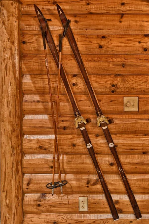 Majestic Moose Lodge Home Cable ภายนอก รูปภาพ