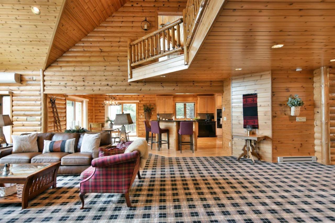 Majestic Moose Lodge Home Cable ภายนอก รูปภาพ