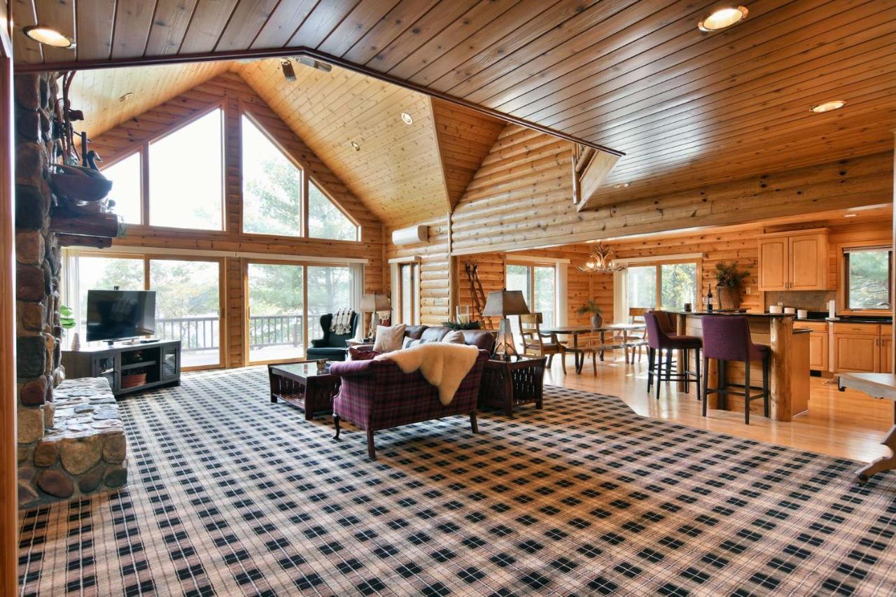 Majestic Moose Lodge Home Cable ภายนอก รูปภาพ