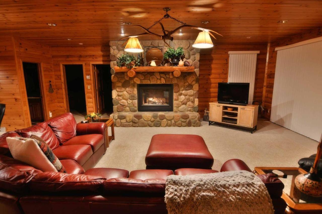 Majestic Moose Lodge Home Cable ภายนอก รูปภาพ